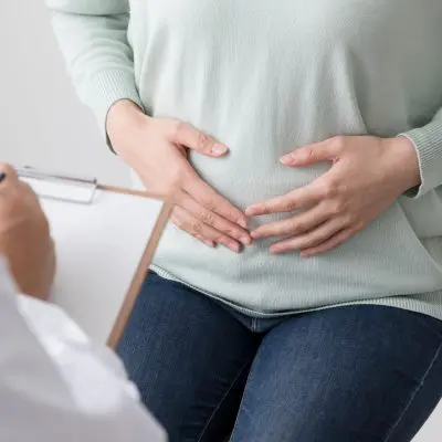 妊娠初期にお腹が張る理由と対処法 毎日の生活で気をつけることは Nipt 新型出生前診断 のコラム 平石クリニック