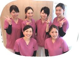 田治米歯科医院の女性スタッフ
